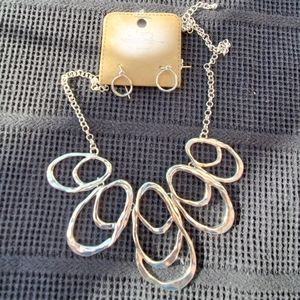 NEW Necklace and earrings
